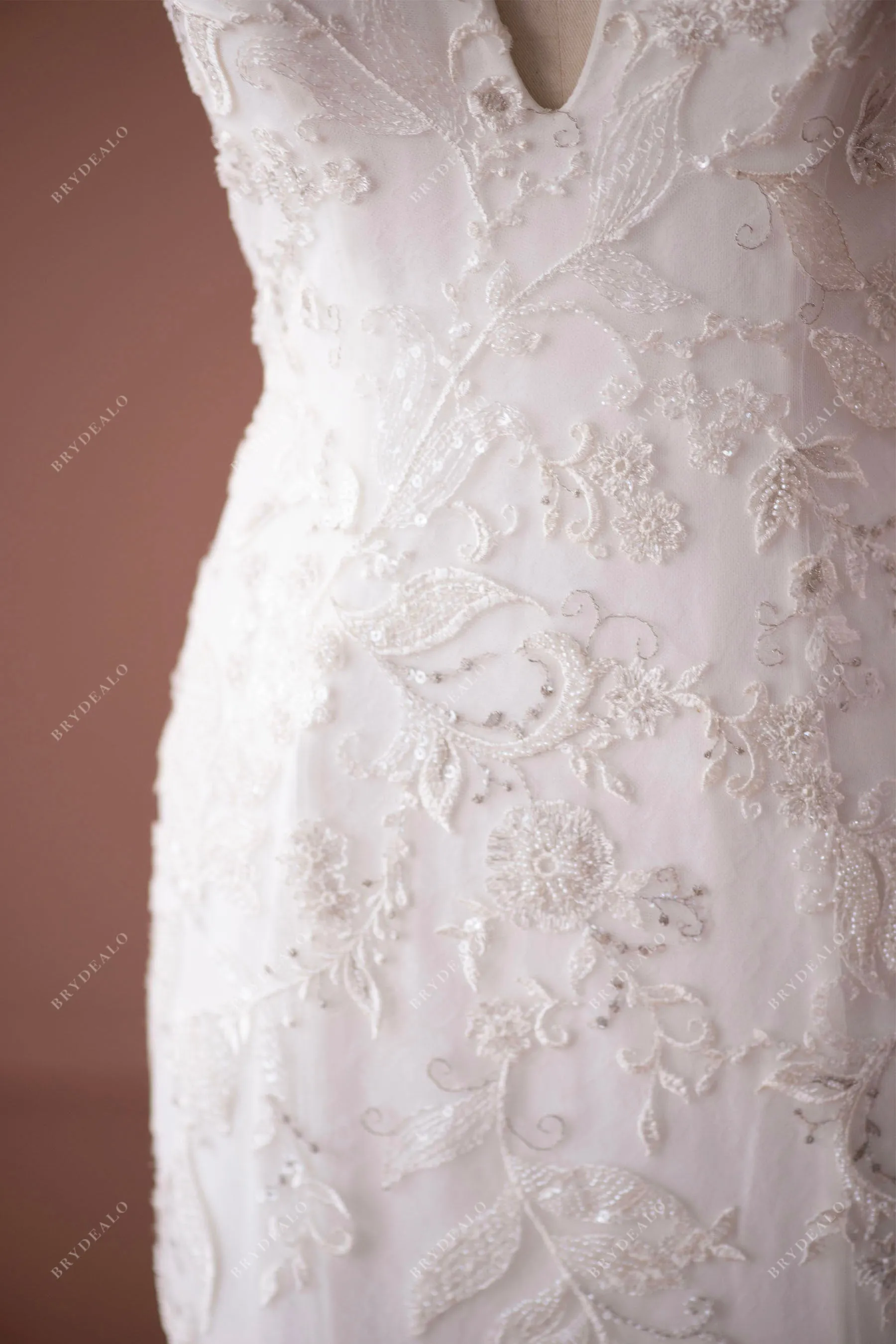 Beaded Floral Lace V-neck Mermaid Wedding Dress