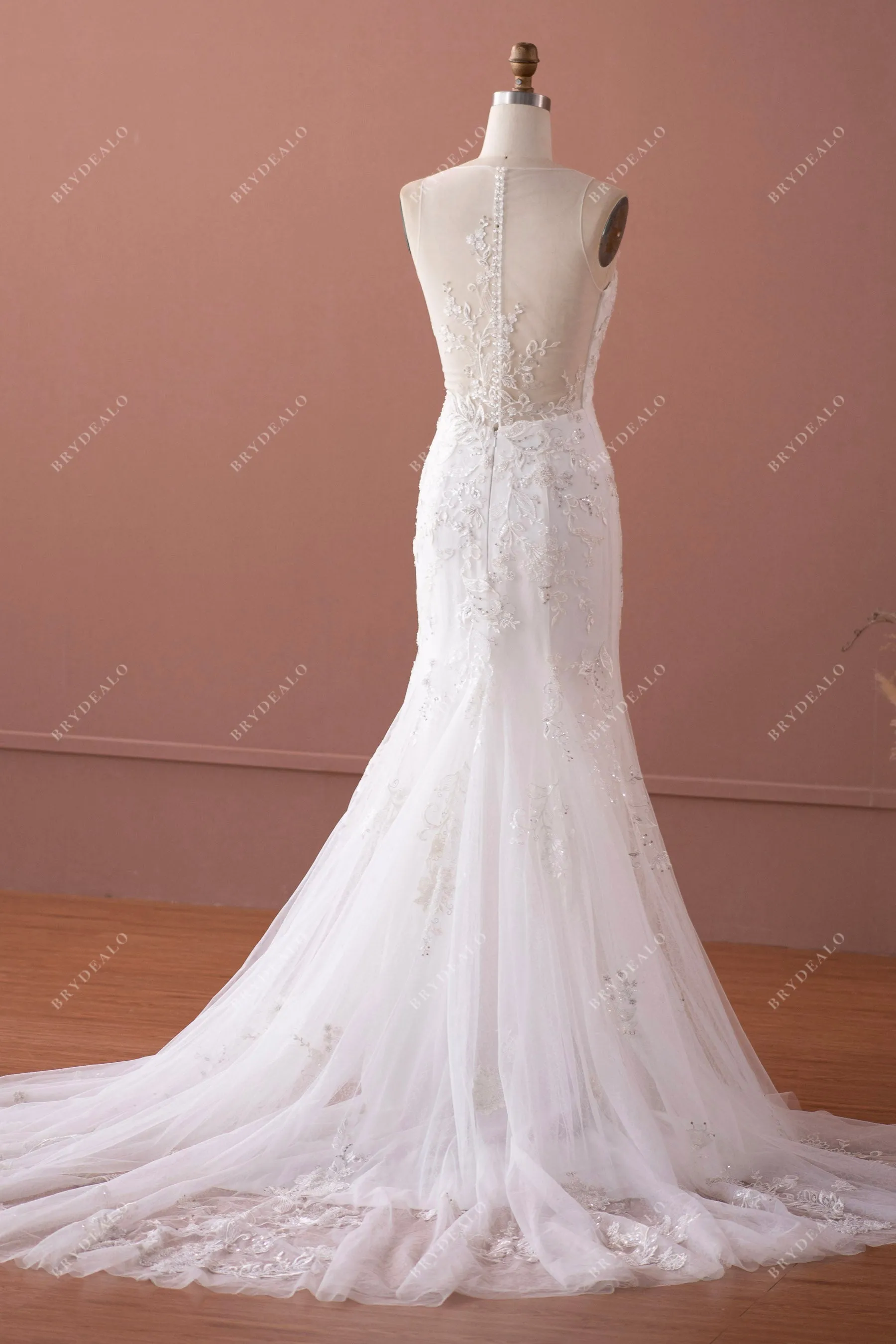 Beaded Floral Lace V-neck Mermaid Wedding Dress