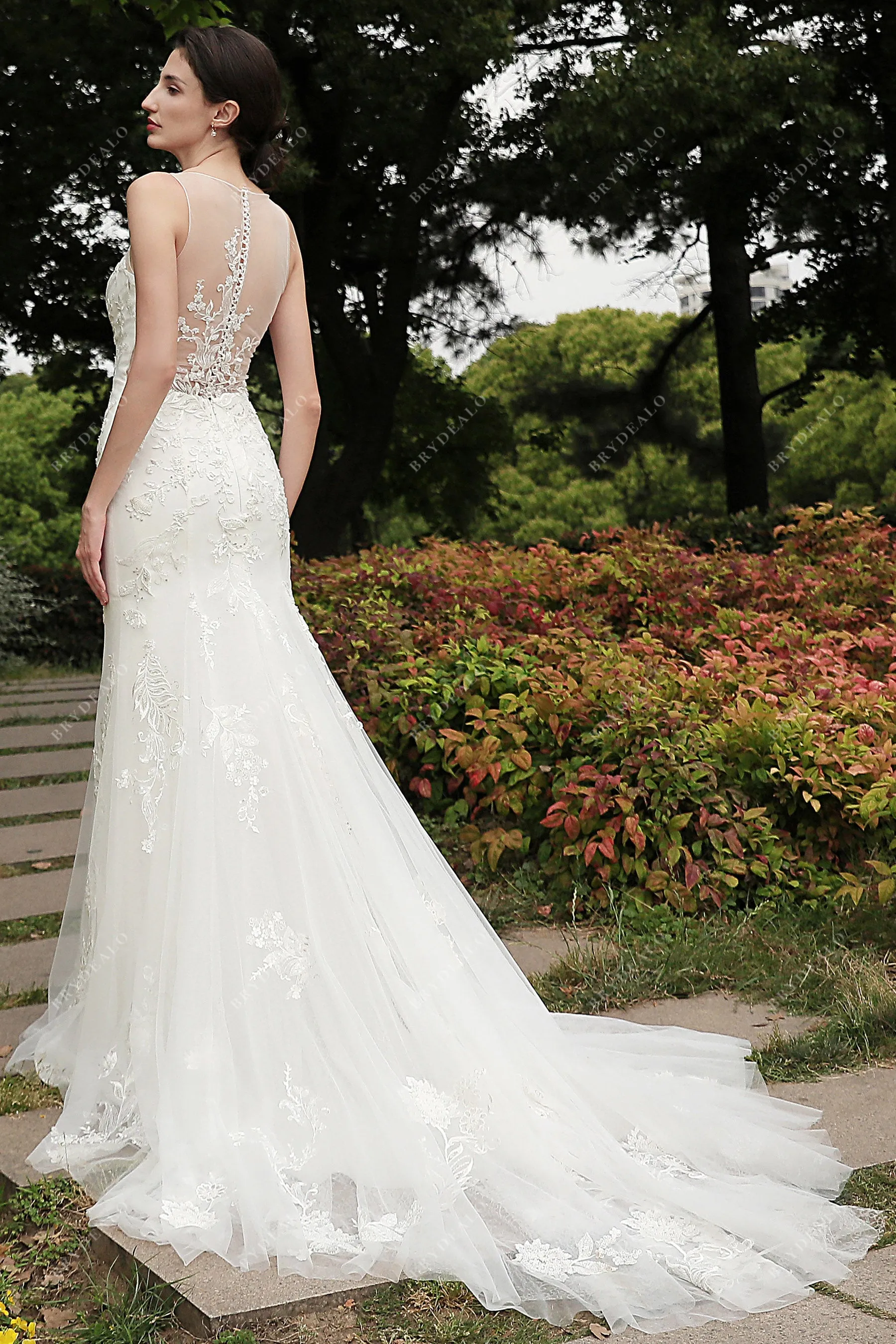 Beaded Floral Lace V-neck Mermaid Wedding Dress