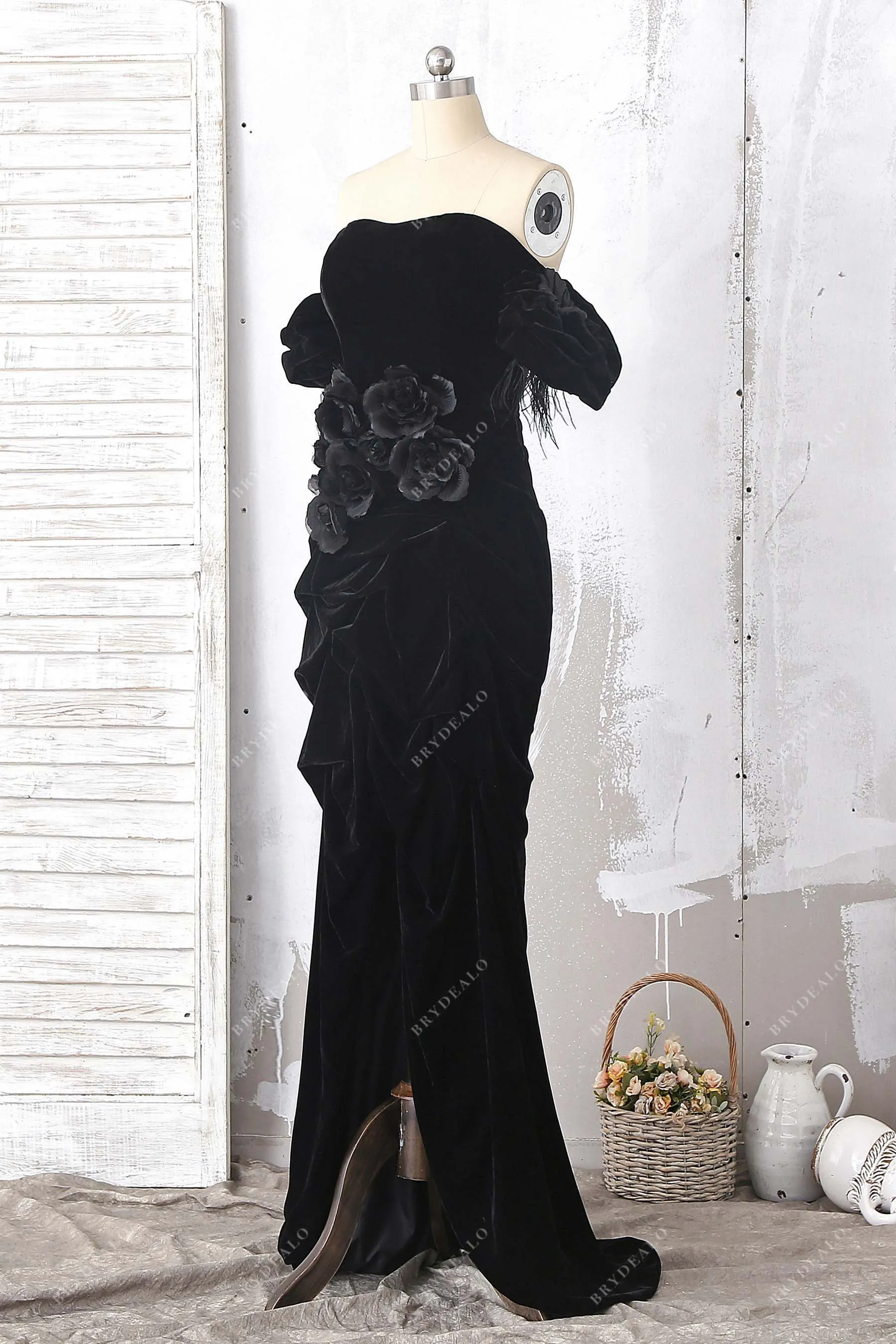 Black Feather Off-the-shoulder Slit Celebrity Prom Dress
