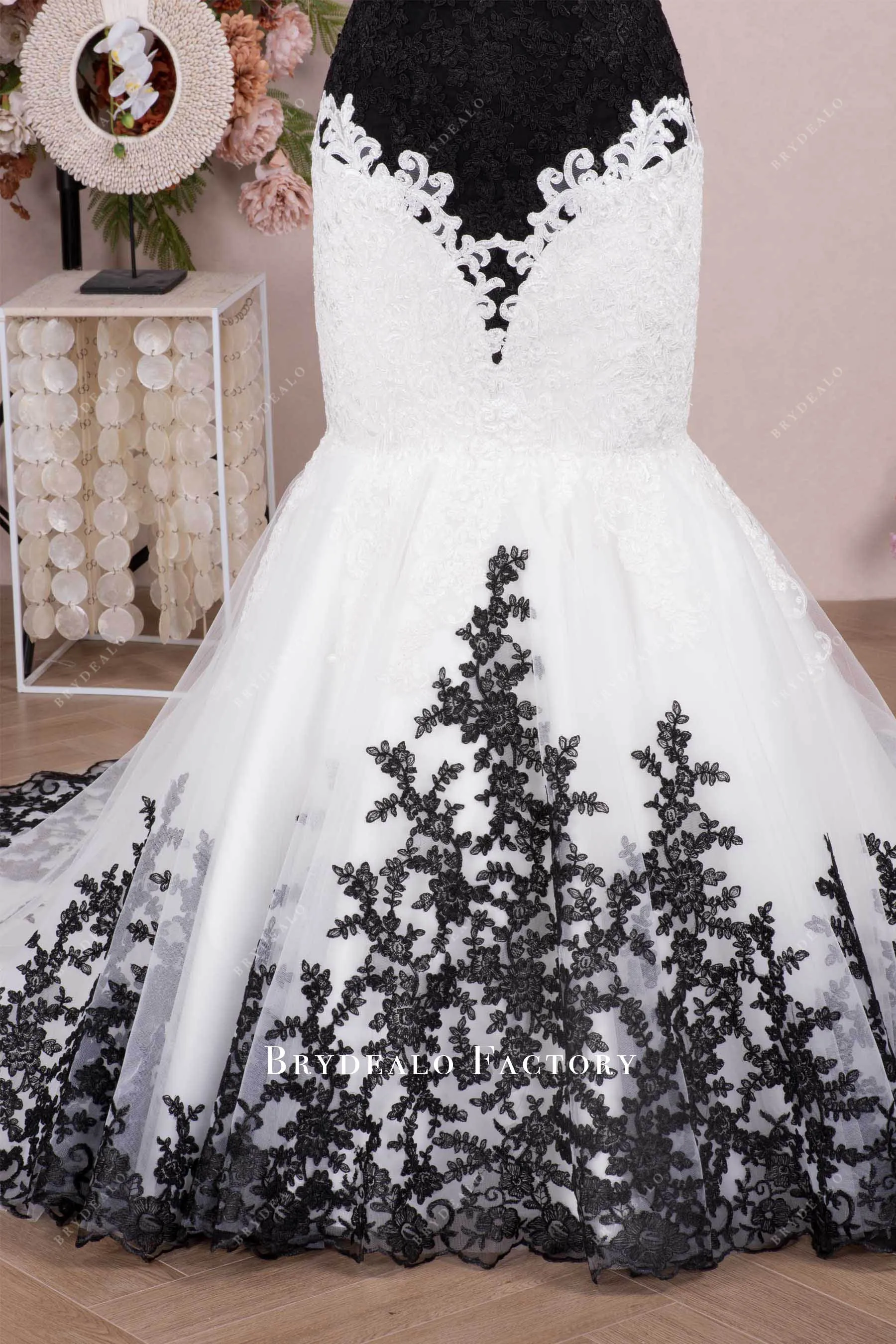 Black White Strapless Lace Mermaid Wedding Dress