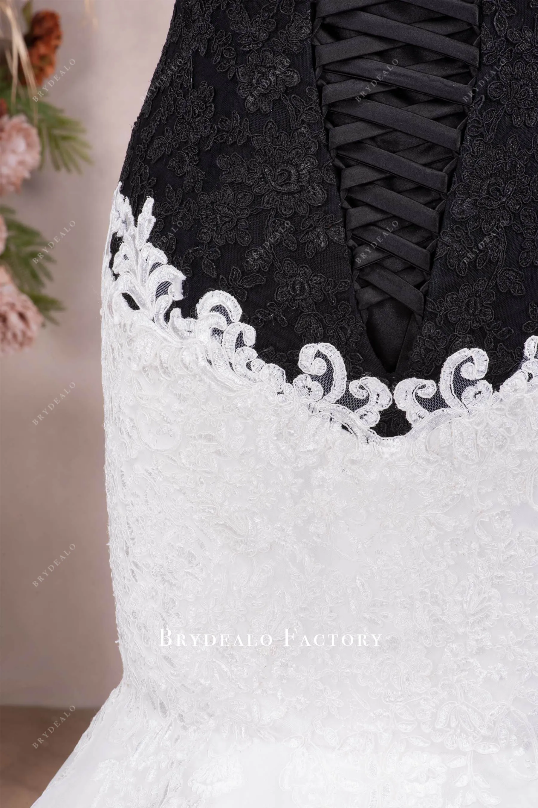 Black White Strapless Lace Mermaid Wedding Dress