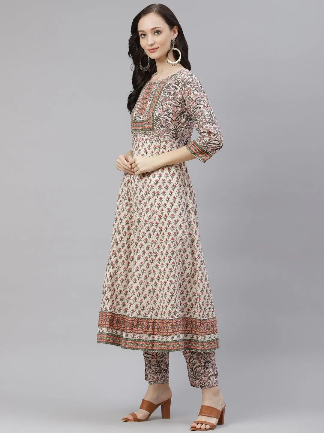 Divena Off white Floral anarkali kurta pant set with Dupatta