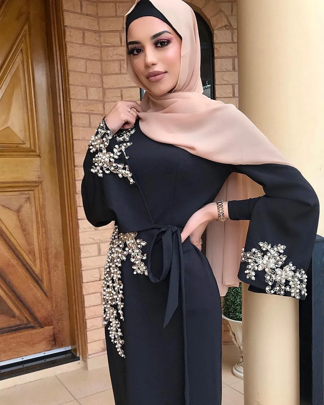 Embroidered Muslim Outfit