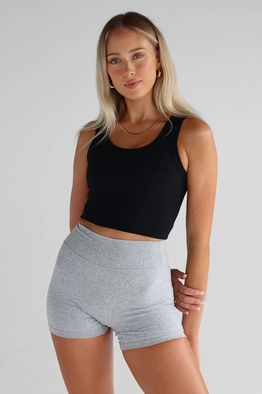 Ribbed Scoop Neck Crop - Black