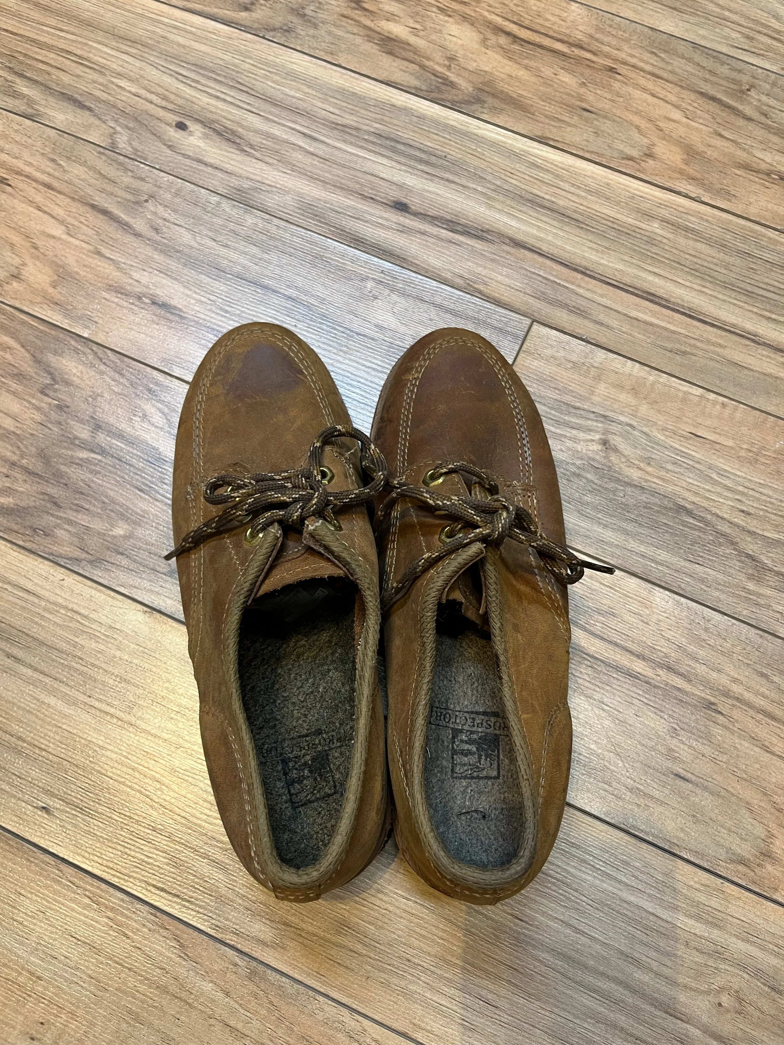 Vintage Prospector 1980’s Deadstock Moc Toe Brown Leather Shoes, Made in Canada, Womens US 9
